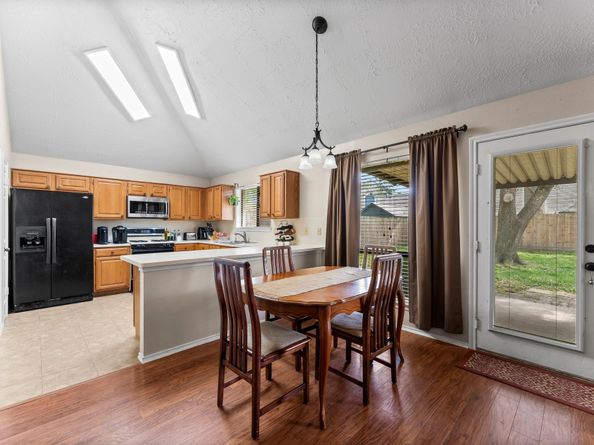 2110 Creston Drive, Spring TX 77386