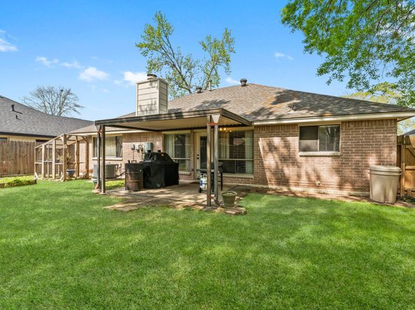 2110 Creston Drive, Spring TX 77386