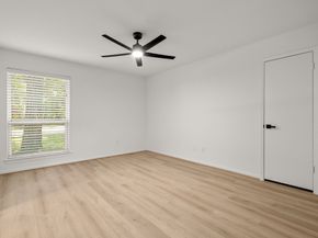 8 S Woodstock Circle Drive, The Woodlands TX 77381