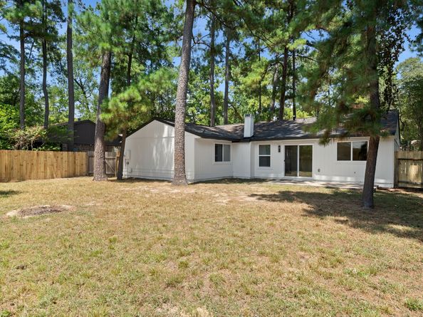 8 S Woodstock Circle Drive, The Woodlands TX 77381