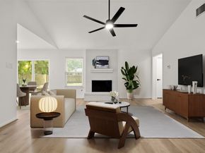 8 S Woodstock Circle Drive, The Woodlands TX 77381