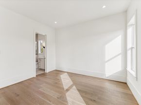 1807 Du Barry Lane, Houston TX 77018