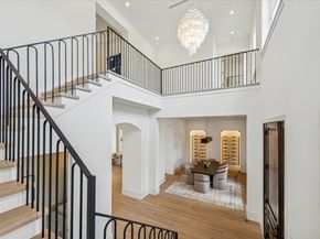 1807 Du Barry Lane, Houston TX 77018