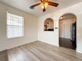 8321 Leander Street, Houston TX 77012