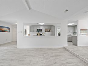 12315 Scarcella Lane, Meadows Place TX 77477