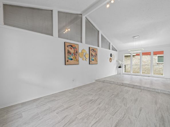 12315 Scarcella Lane, Meadows Place TX 77477