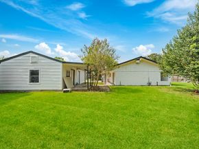 12315 Scarcella Lane, Meadows Place TX 77477