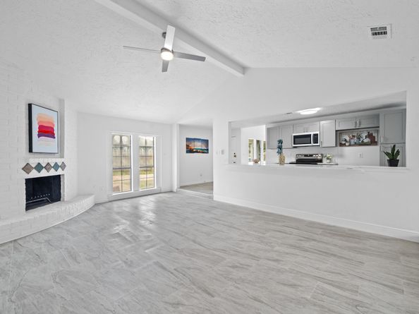 12315 Scarcella Lane, Meadows Place TX 77477