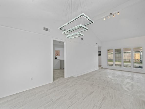 12315 Scarcella Lane, Meadows Place TX 77477