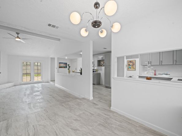 12315 Scarcella Lane, Meadows Place TX 77477