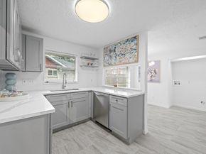 12315 Scarcella Lane, Meadows Place TX 77477