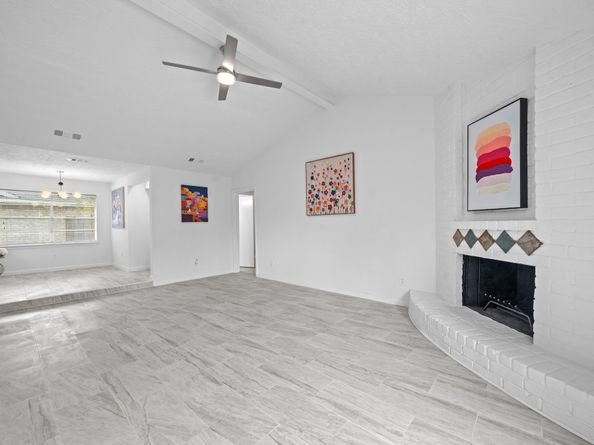 12315 Scarcella Lane, Meadows Place TX 77477