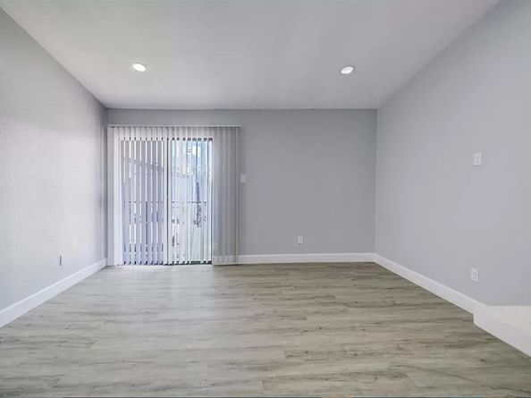 9550 Deering Drive 210, Houston TX 77036