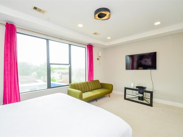 3804 Leeland Street, Houston TX 77003