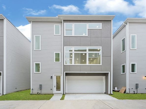 4013 Saint Augustine Street, Houston TX 77021