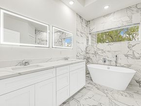 4013 Saint Augustine Street, Houston TX 77021