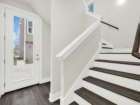 4013 Saint Augustine Street, Houston TX 77021