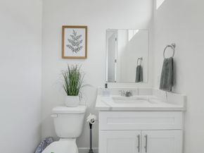 4013 Saint Augustine Street, Houston TX 77021