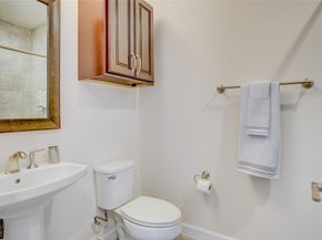 827 Dunleigh Meadows Lane, Houston TX 77055