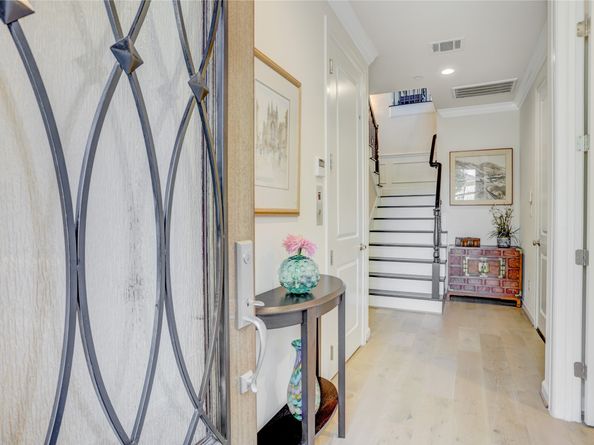 827 Dunleigh Meadows Lane, Houston TX 77055