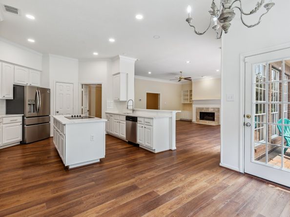 1327 Mission Chase Drive, Houston TX 77077