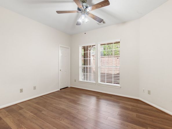 1327 Mission Chase Drive, Houston TX 77077