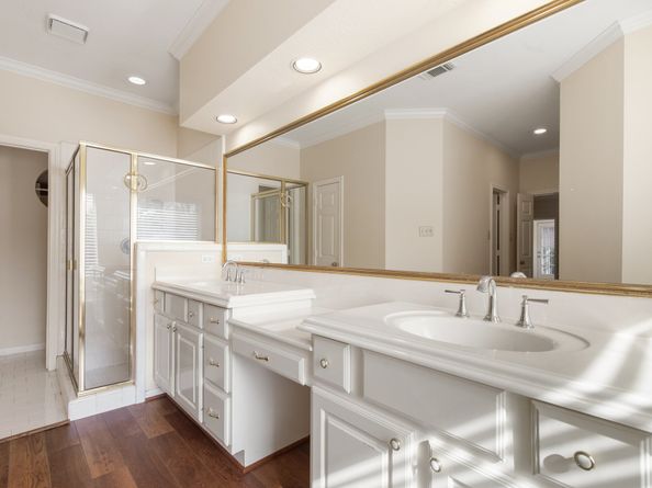 1327 Mission Chase Drive, Houston TX 77077