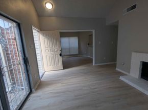 10152 Waterstone Drive, Houston TX 77042