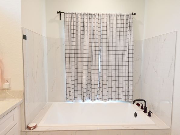 13413 Scott Street, Houston TX 77047