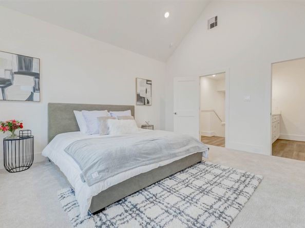 5614 Bertellis Lane, Houston TX 77091