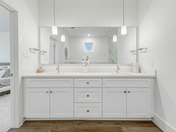 5614 Bertellis Lane, Houston TX 77091