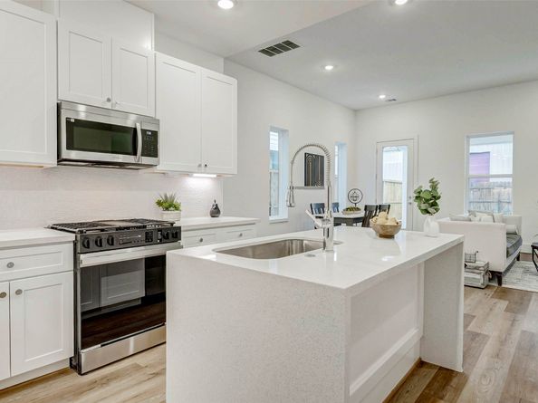 5614 Bertellis Lane, Houston TX 77091