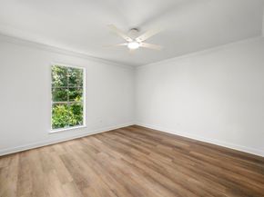 14703 Barryknoll Lane 26, Houston TX 77079