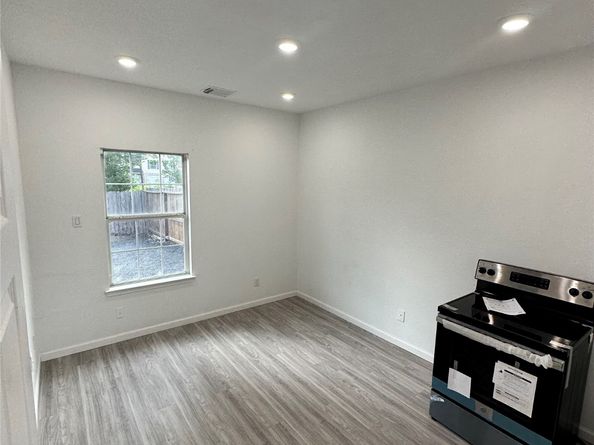 6946 Paris Street B, Houston TX 77021
