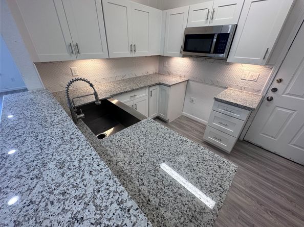 6946 Paris Street B, Houston TX 77021