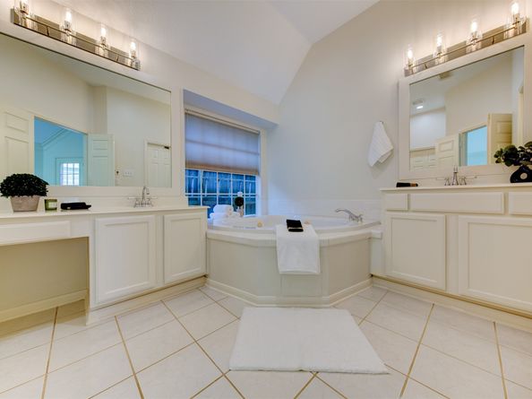 3910 Sand Myrtle Drive, Houston TX 77059