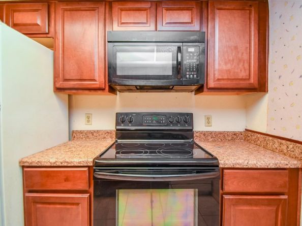 2818 S Bartell Drive S 6, Houston TX 77054