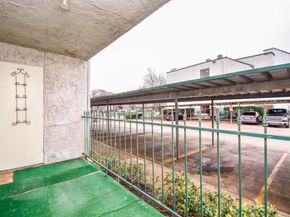 2818 S Bartell Drive S 6, Houston TX 77054