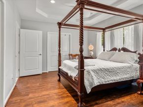 14422 Lakeside Terrace Drive, Houston TX 77044
