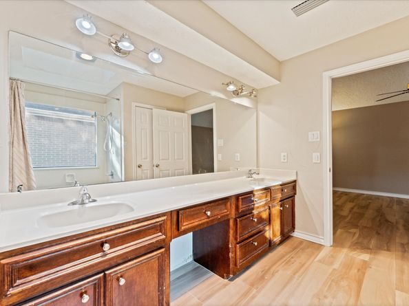 7238 N Hearthstone Green Drive, Houston TX 77095