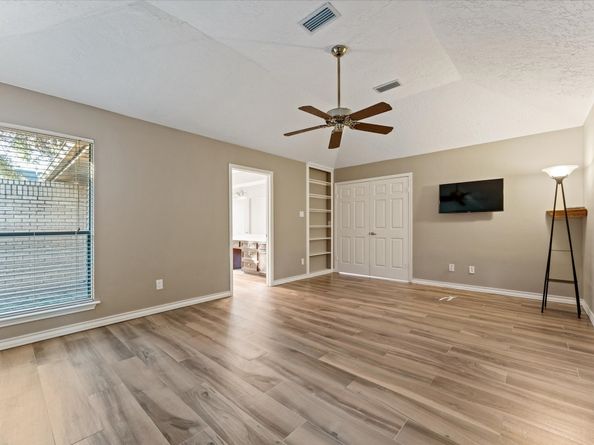 7238 N Hearthstone Green Drive, Houston TX 77095