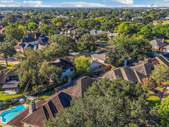 7238 N Hearthstone Green Drive, Houston TX 77095
