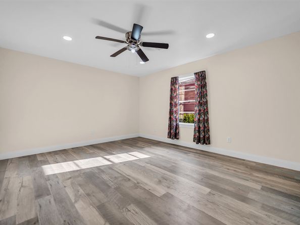 4011 Markley Street, Houston TX 77087