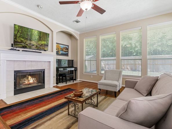 183 Victoria Glen Drive, The Woodlands TX 77384