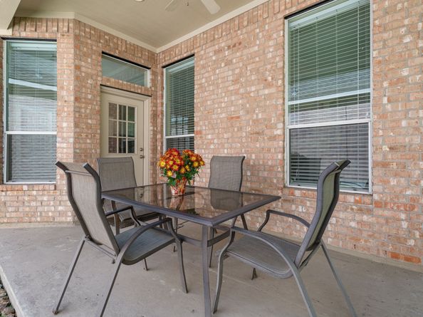 183 Victoria Glen Drive, The Woodlands TX 77384