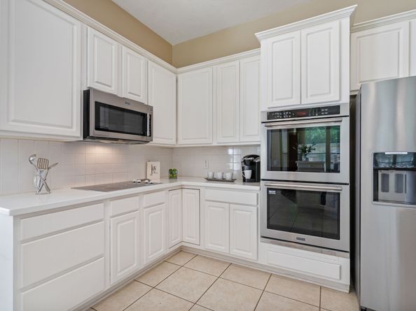 183 Victoria Glen Drive, The Woodlands TX 77384