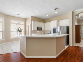 183 Victoria Glen Drive, The Woodlands TX 77384