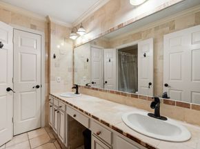 2508 Bering Drive, Houston TX 77057