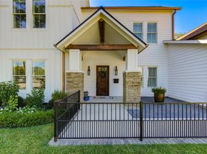 1003 Wakefield Drive, Houston TX 77018