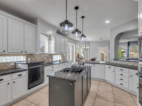 15606 Marble Canyon Way, Houston TX 77044
